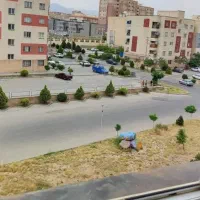 آپارتمان۸۲ متری ارم غربی  وام تسویه/ واحدبزرگ