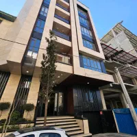 ۱۹۰ متر / فاز۲/ رو به آفتاب/ فول امکانات