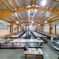 کارگر ساده و شابلون زن ماهر