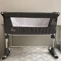 تخت کنار مادر برند زویه