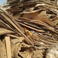 کارتن و جای نوشابه ...ضایعات به طور کلی و جزئی|عمده‌فروشی|همدان, |دیوار