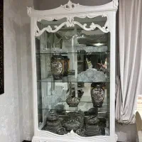 ویترین چوب گردو