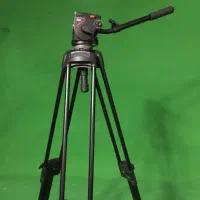 سه پایه فیلمبرداری مانفروتو