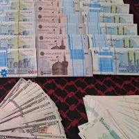 پول و تزئینی