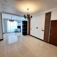 منزل ویلایی/دربحیاط/۳۰۰متری/خ معلم بوستان