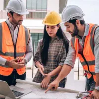 استخدام مهندسین و دانشجویان عمران و معماری