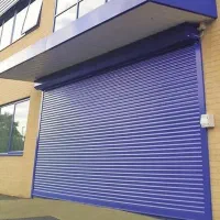 ورود شیک و ایمن با جک برقی و کرکره پارکینگ/ریموتی