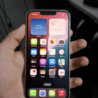 آیفون ۱۳ نرمال سفید