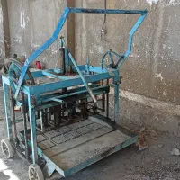 چند عدد دستگاه بلوک زنی و میکسر)بتونیرهمزن بلوک زن