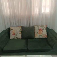 مبل چستر مخمل ۷ نفره + ۱ میز بزرگ جلو مبلی