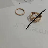 سکه و طلای نو.