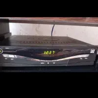 یک عدد دستگاه دیجیتال