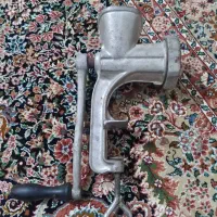 چرخ گوشت قدیمی