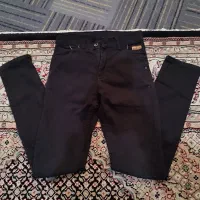 شلوار|لباس|تهران, جوانمردان (اندیشه)|دیوار