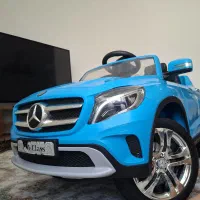 ماشین شارژی آبی بچه گانه