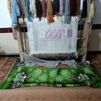 فرش زرنیم نیمه کاره|فرش|مرند, |دیوار
