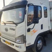 فاو.   هشت   تن   نیم