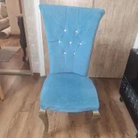 دو عدد صندلی