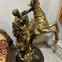 مجسمه اسب بزرگ پلی رزین