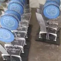حراج انواع تندیس لوح تقدیر چوبی و پلکسی|حراج|اهواز, زیتون کارگری|دیوار