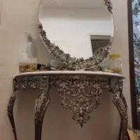 آینه و شمعدان وتعدادی دکوری. گلدان وآباجور زیبا|صنایع دستی و سایر لوازم تزئینی|شیراز, شهرک گلستان|دیوار