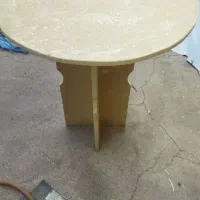 میز خاطره و بخاری کتابخانه