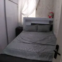یک عدد تخت دونفره سالم و نو|تخت و سرویس خواب|گلستان (تهران), |دیوار
