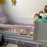 تخت نوزاد و نوجوان