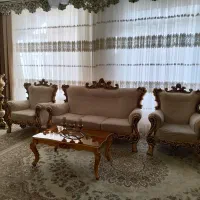 مبل سلطنتی ۹نفره همراه بامیز جلومبلی و عسلی|مبلمان خانگی و میز عسلی|کرمانشاه, |دیوار