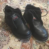 کفش ایمنی