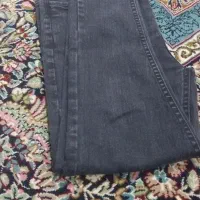 شلوار لی اسکیپی رنگ زغالی کاملا نو سایز 34 فروشی