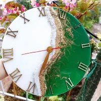 ساعت دیواری تزئینی