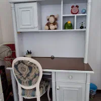 فروش کتاب خانه و میز تحریر