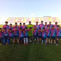 مدرسه فوتبال و باشگاه فوتبال نیکان