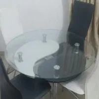 میز ناهار خودی چهار نفره