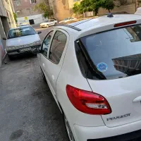 پژو 207اتومات پانا (سقف شیشه ای) مدل 403|خودرو سواری و وانت|تهران, درختی|دیوار