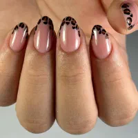 ناخن|خدمات آرایشگری و زیبایی|نجف‌آباد, مجاهد شمالی|دیوار