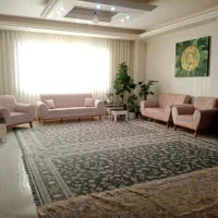 مبل ومیز و ویترین
