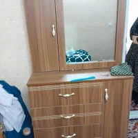 کمد دراور|جاکفشی، کمد، دراور|باغستان, |دیوار