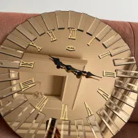 ساعت دیواری