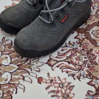 کفش ایمنی عایق برق برند ارک دو جفت سایز ۴۲ و ۴۳