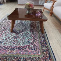 میز و عسلی همراه با شیشه رنگ فندوقی