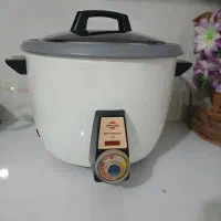 پلو پز|ظروف پخت‌وپز|قروه, |دیوار