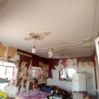 نصاب کاغذ دیواری