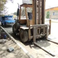 لیفتراک۵تن کاترپیلار