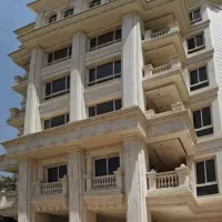 مالک بی‌رقیب/آپارتمان کامل فردوس شرق در یک نگاه