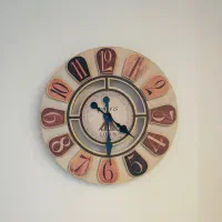 ساعت دیواری لوتوس در‌حد نو