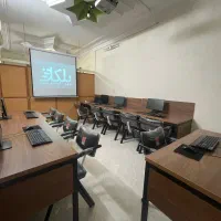 آموزشگاه فنی و حرفه‌ای کامپیوتر پلکان پاکدشت