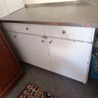 کابینت فلزی سنگین، سالم و قدیمی آماده استفاده مجدد