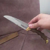 چاقو دستساز سفارشی تیغه نوک کلاغی دسته دم عقربی|کوهنوردی و کمپینگ|تهران, نازی‌آباد|دیوار